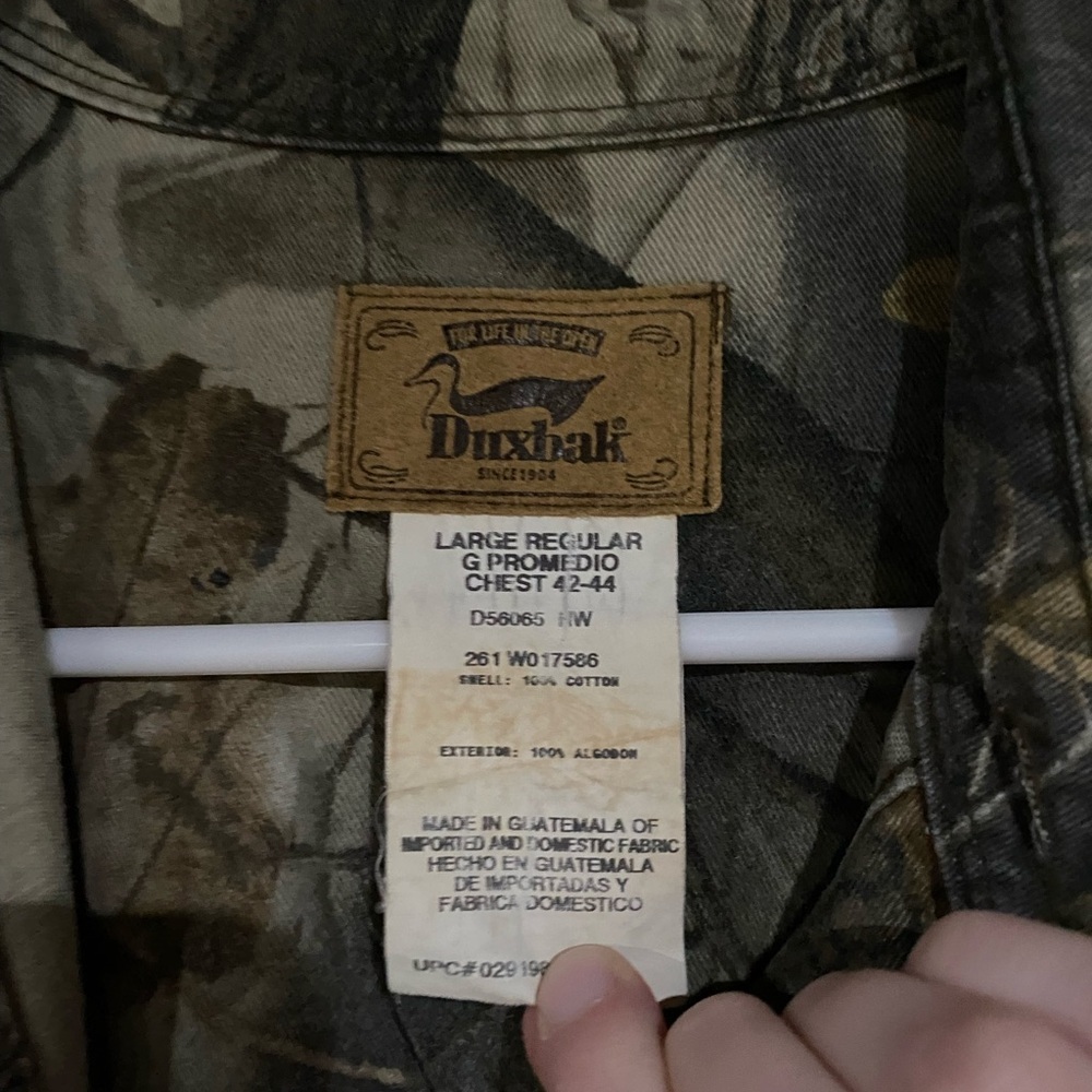 Large camo button front - Picture 3 of 5